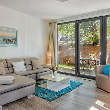 Ferienwohnung Toms Kajute Heiligenhafen Exterior foto